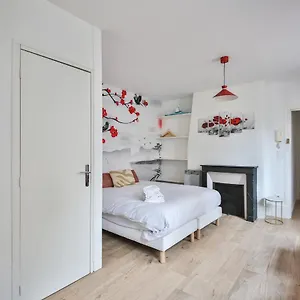 42#studio 2pers#sevres-lecourbe#necker Paris